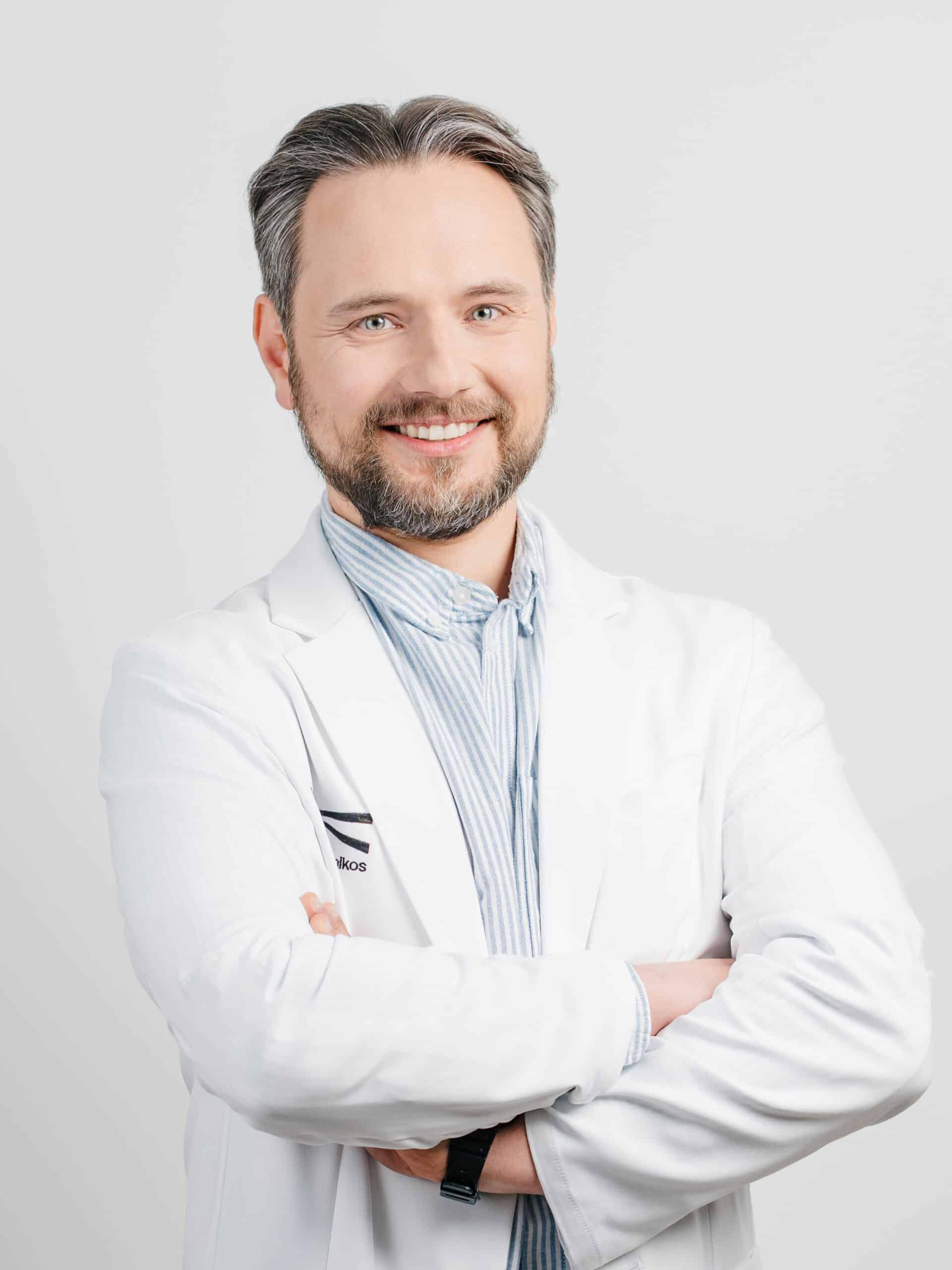 Dr. Artautas Mickevičius